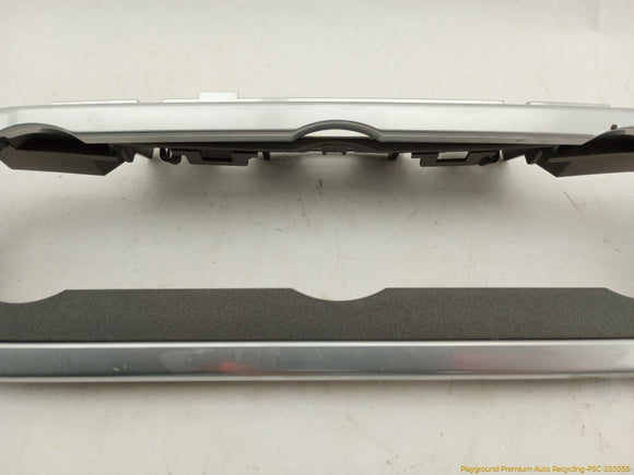 Land Rover LR4 Radio Switch Trim Bezel