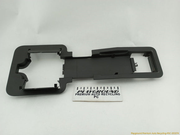 Land Rover LR3 Rear Seat Latch Cover Trim