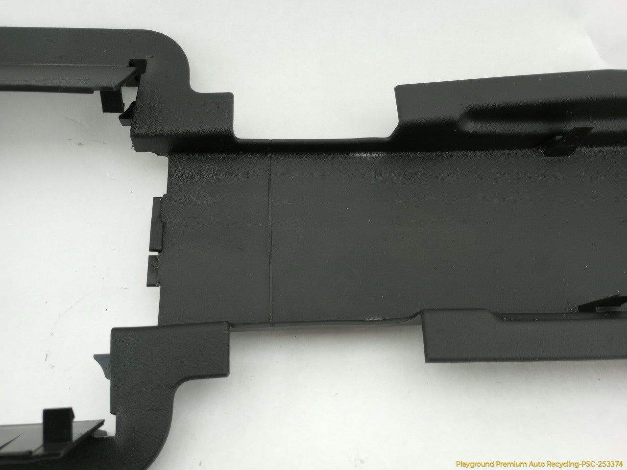 Land Rover LR3 Rear Seat Latch Cover Trim