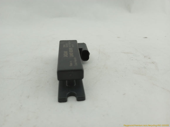 Land Rover LR4 Keyless Entry Antenna Module