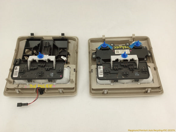 Land Rover LR3 Pair Of Center Dome Lights