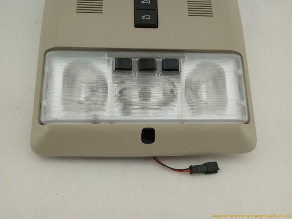 Land Rover LR3 Pair Of Center Dome Lights