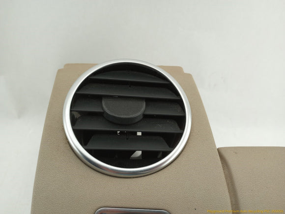 Land Rover LR4 Pair Of Dashboard Air Vents