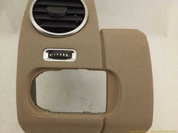 Land Rover LR4 Pair Of Dashboard Air Vents