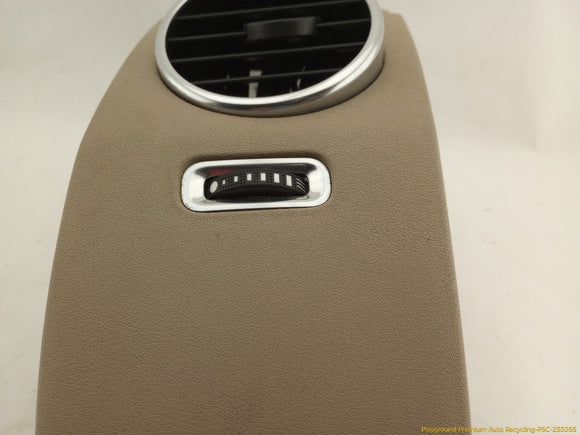 Land Rover LR4 Pair Of Dashboard Air Vents