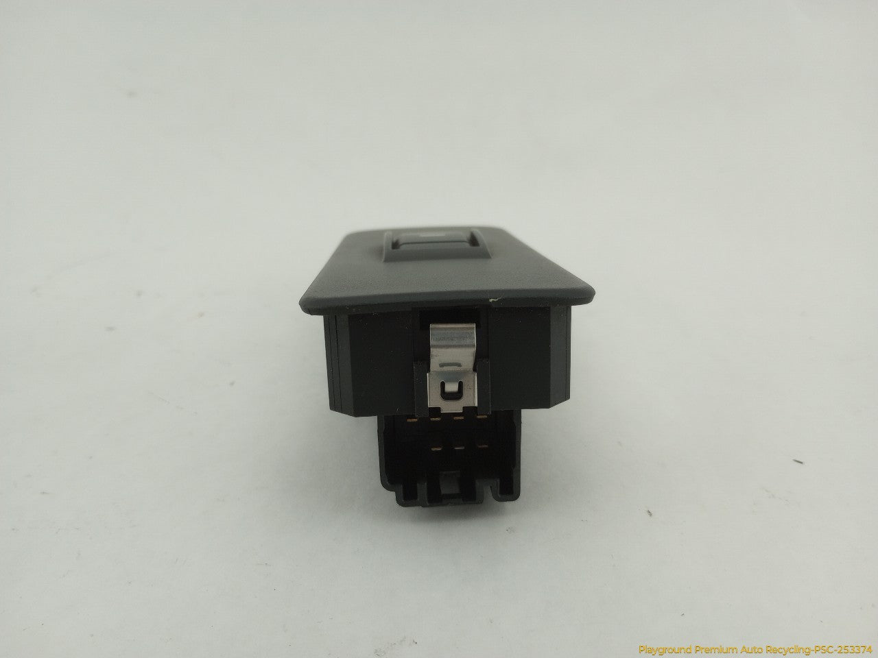 Land Rover LR3 Driver Left Rear Window Control Switch