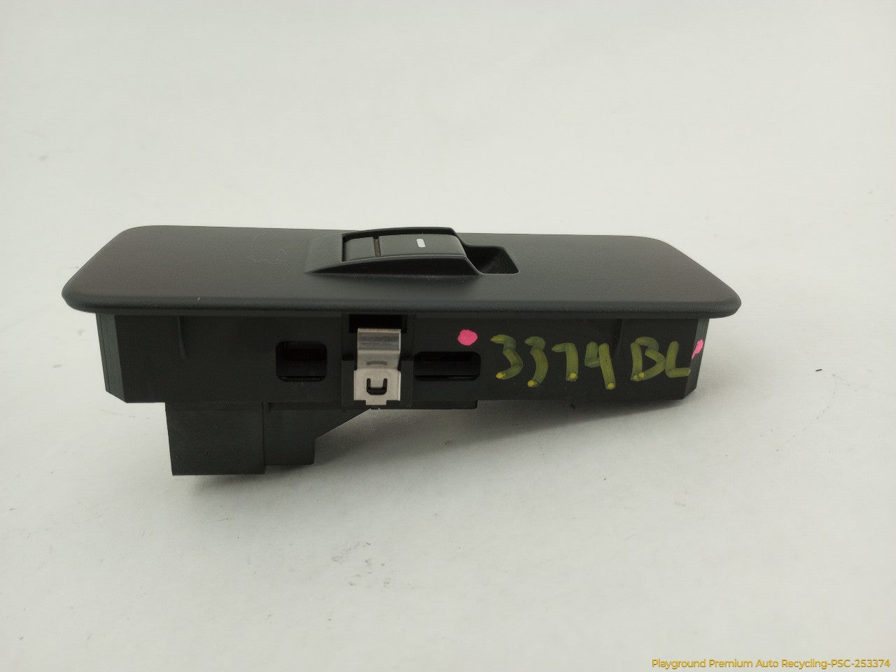 Land Rover LR3 Driver Left Rear Window Control Switch