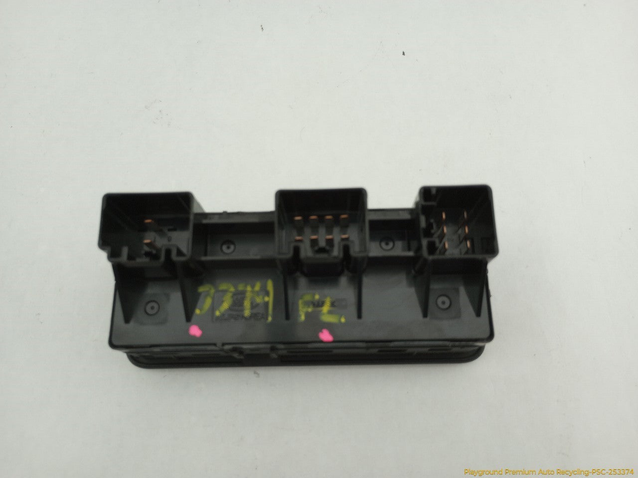 Land Rover LR3 Driver Left Front Master Window Control Switch - 0