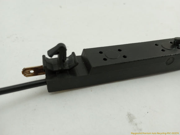 Land Rover LR3 Antenna Aerial Amplifier