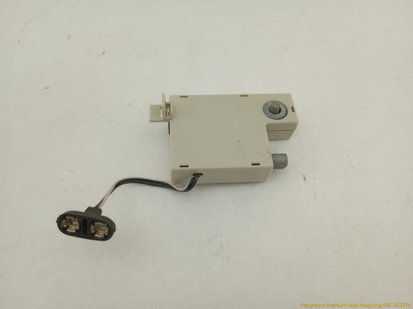 Land Rover LR3 Antenna Amplifier Booster