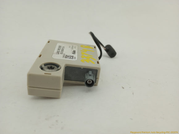 Land Rover LR3 Antenna Amplifier Booster