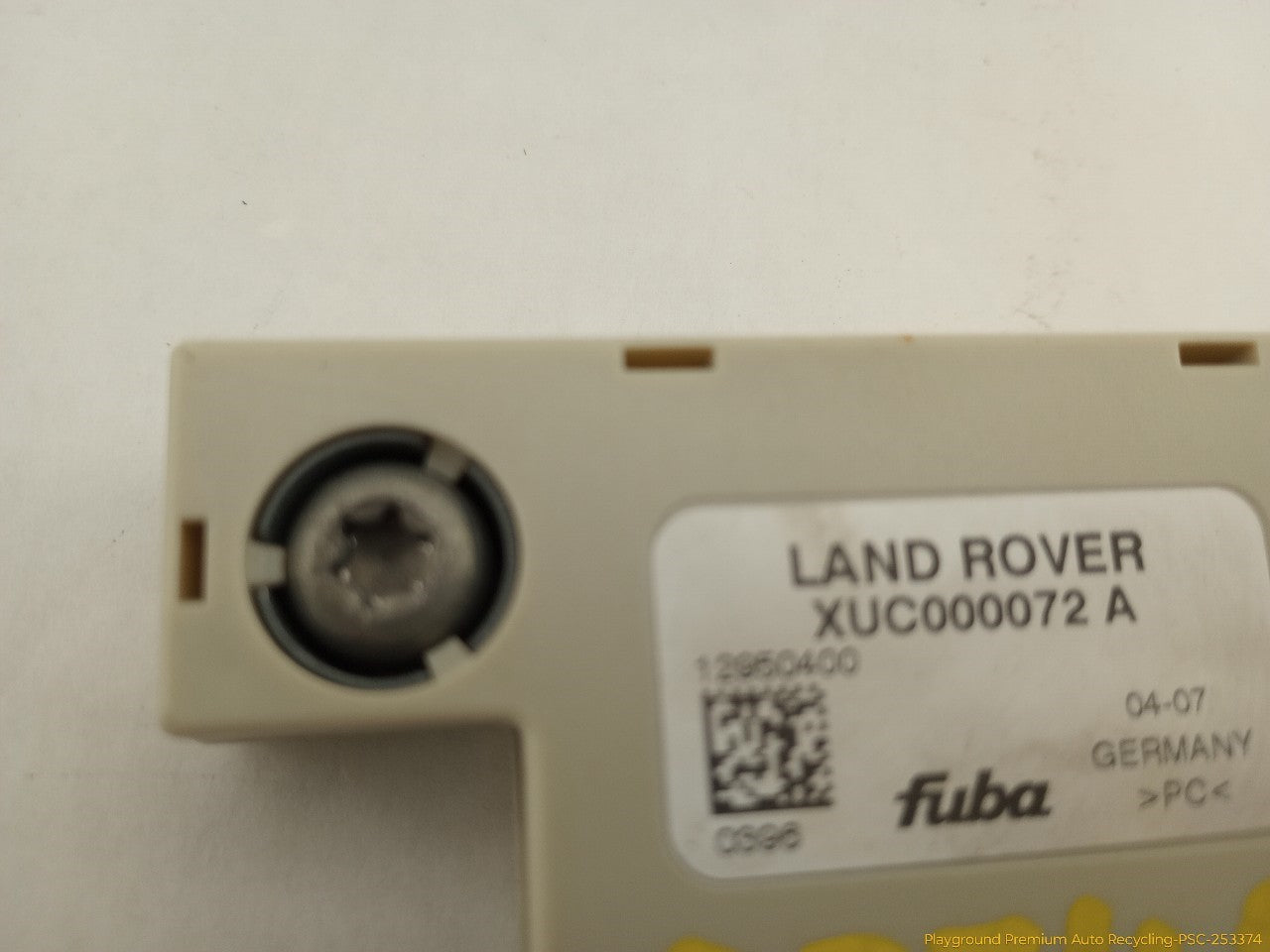 Land Rover LR3 Antenna Amplifier Booster