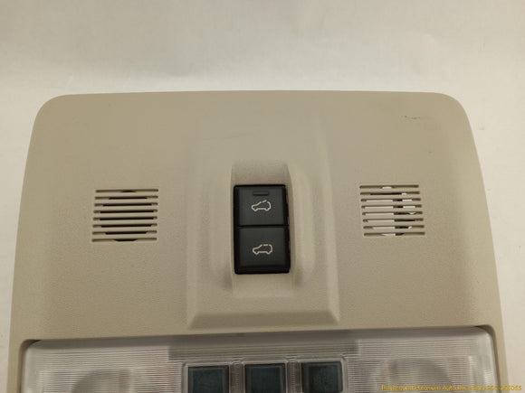 Land Rover LR4 Pair Of Center Dome Lights