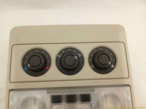 Land Rover LR4 Pair Of Center Dome Lights