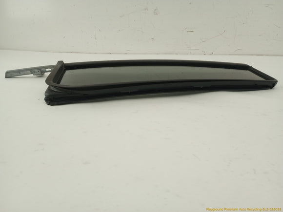 Land Rover LR4 Driver Left Rear Door Vent Glass