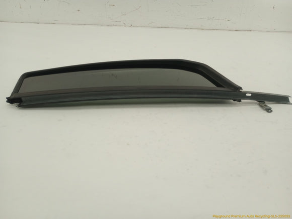 Land Rover LR4 Driver Left Rear Door Vent Glass