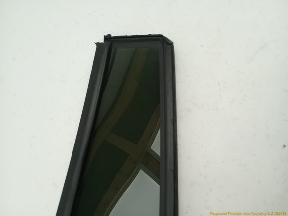 Land Rover LR4 Passenger Right Rear Door Vent Glass