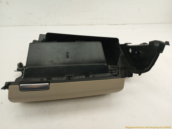 Land Rover LR4 Glove Box