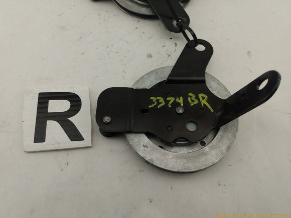 Land Rover LR3 Pair Of Tailgate Support Stay Brackets