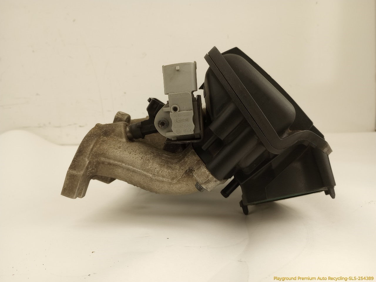 Volvo C30 Pair Of Intake Manifolds