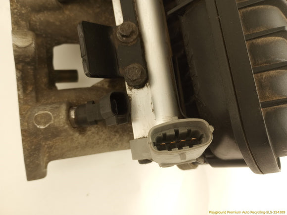 Volvo C30 Pair Of Intake Manifolds