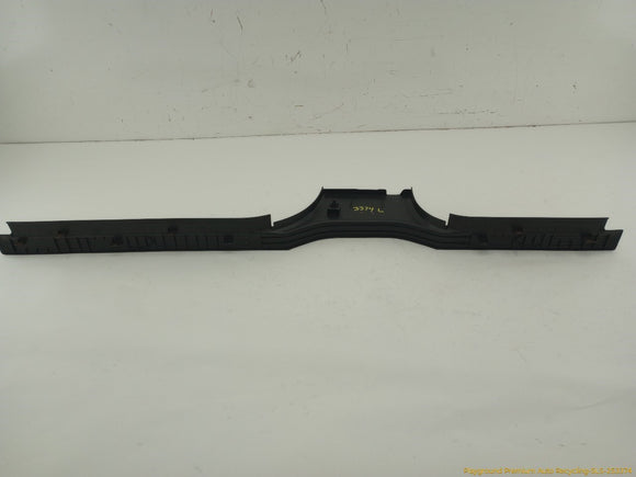 Land Rover LR3 Driver Left Door Sill Trim