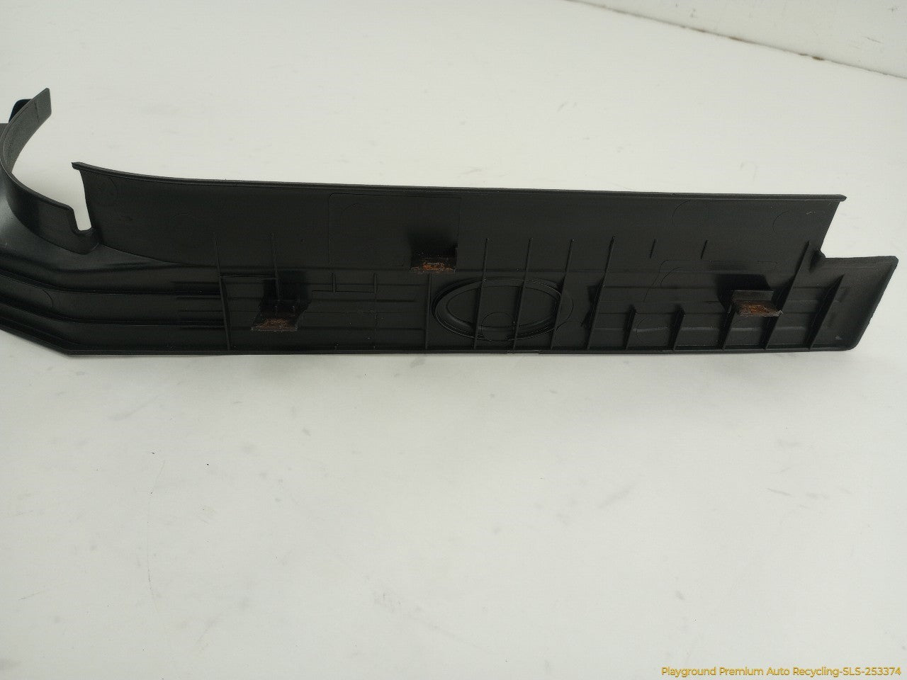 Land Rover LR3 Driver Left Door Sill Trim