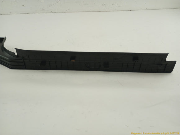 Land Rover LR3 Passenger Right Door Sill Trim