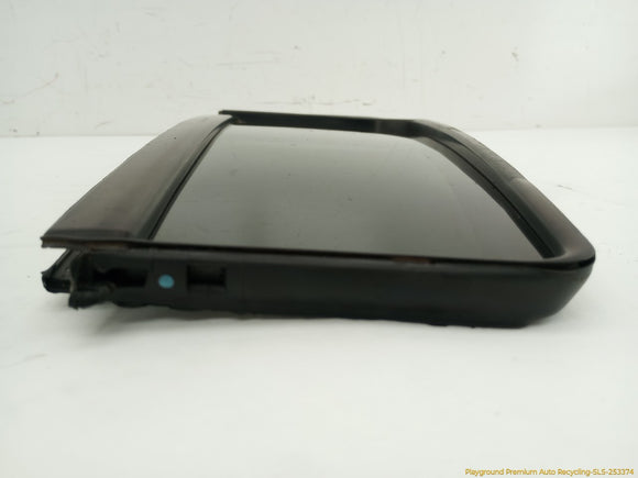 Land Rover LR3 Passenger Right Rear Door Vent Glass