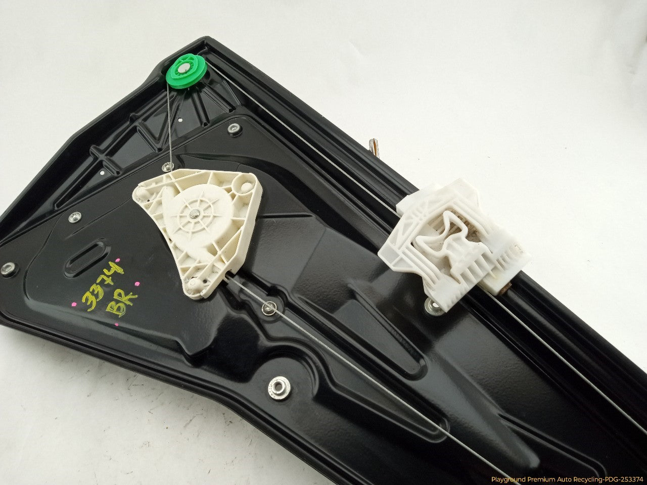 Land Rover LR3 Passenger Right Rear Door Window Regulator
