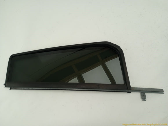 Land Rover LR3 Driver Left Rear Door Vent Glass