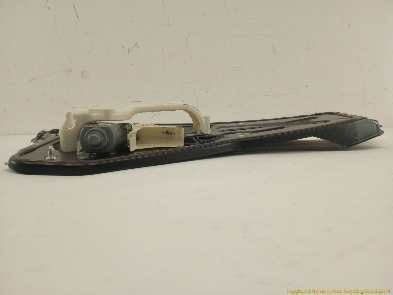 Land Rover LR3 Driver Left Rear Window Regulator