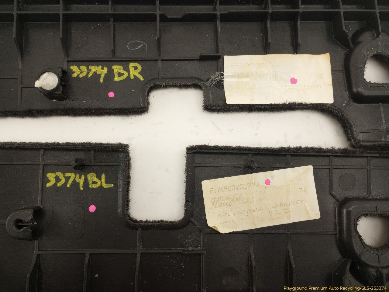 Land Rover LR3 Pair Of Rear Luggage Cargo Side Trims
