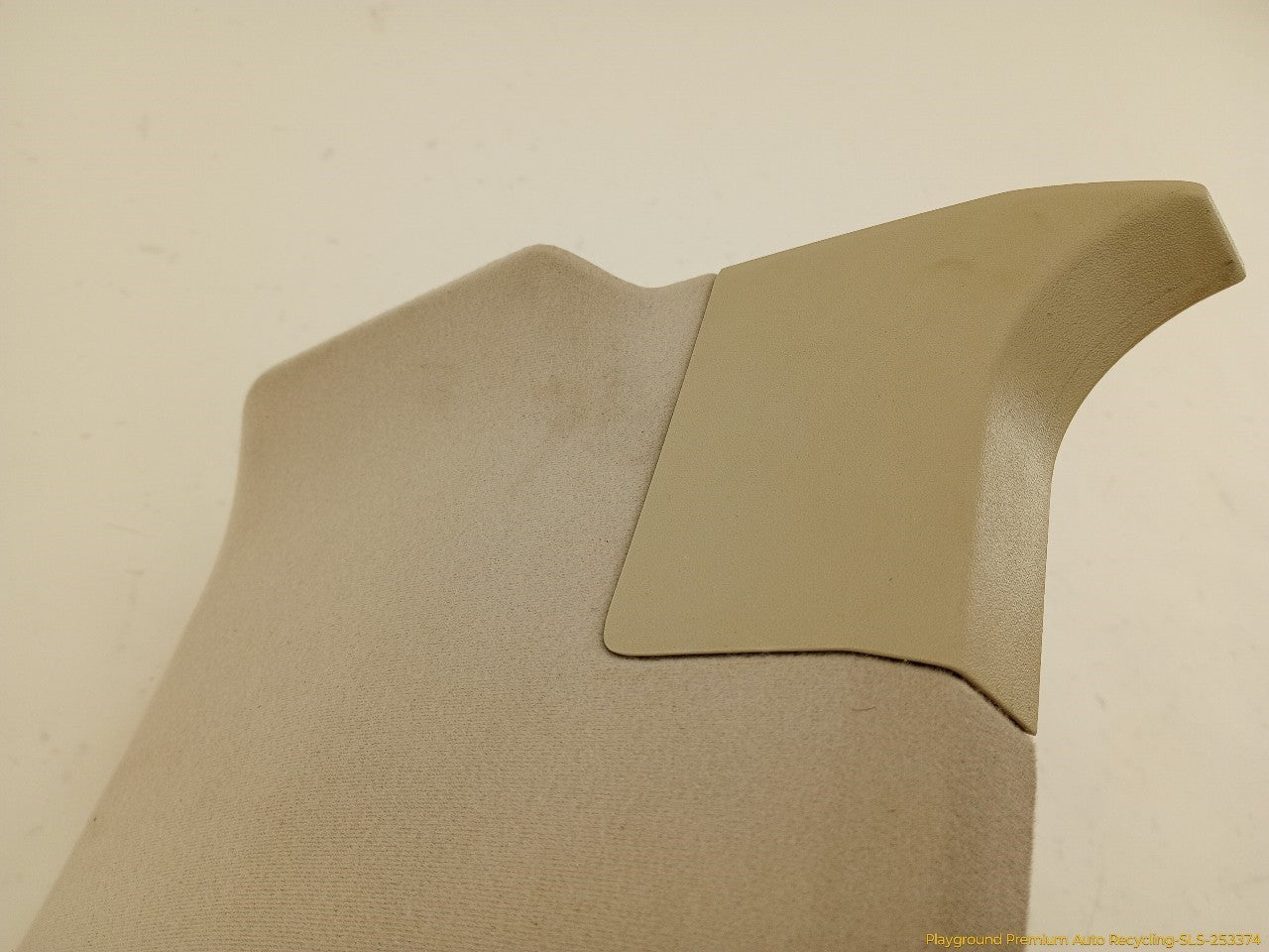 Land Rover LR3 Driver Left Rear Upper C Pillar Trim