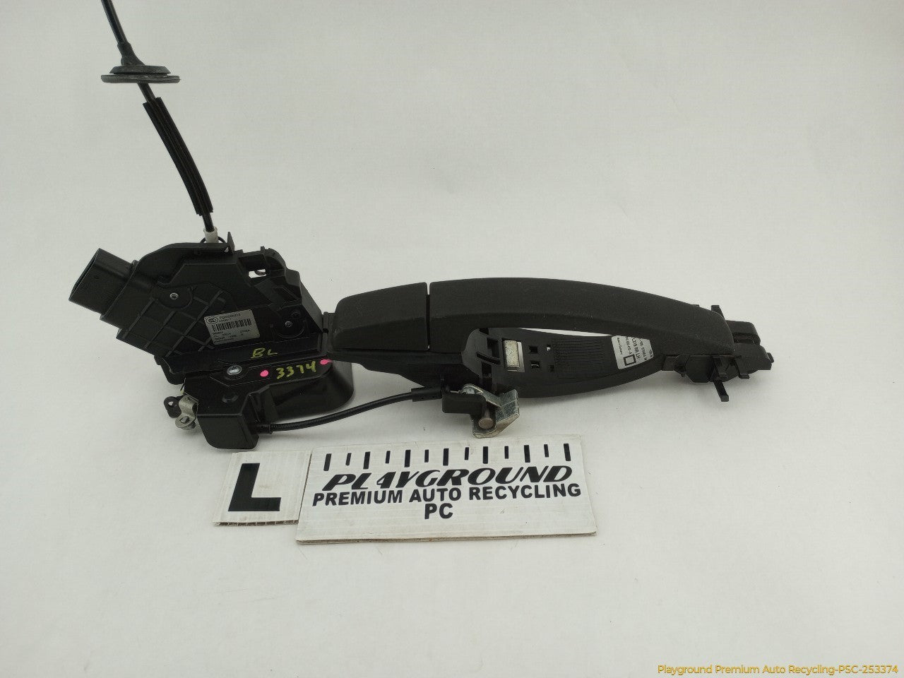 Land Rover LR3 Driver Left Rear Exterior Door Handle