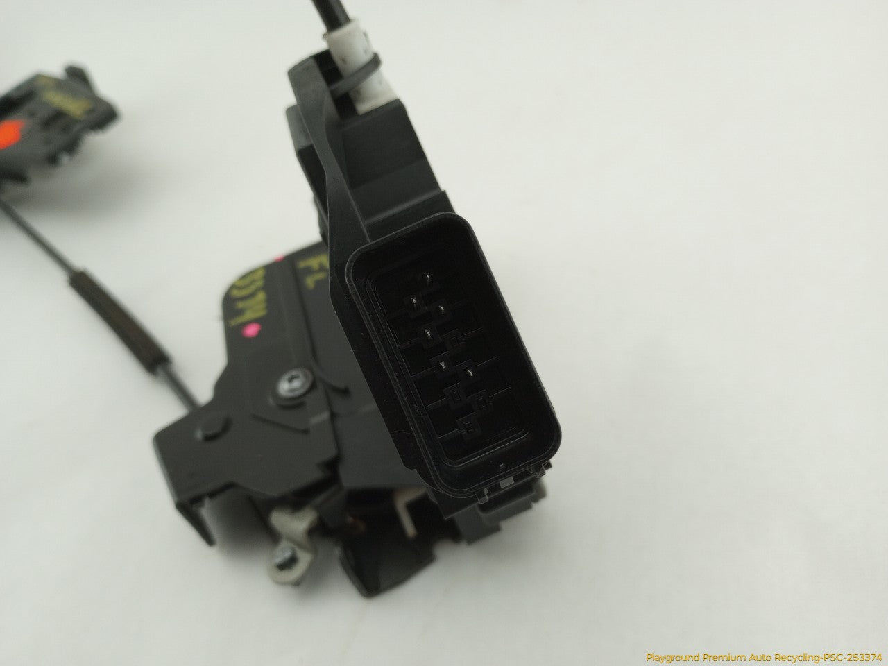 Land Rover LR3 Driver Left Front Door Lock Actuator