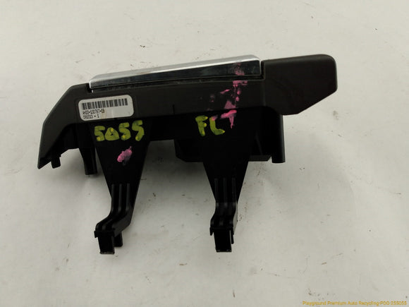 Land Rover LR4 Steering Wheel Audio Control Switch