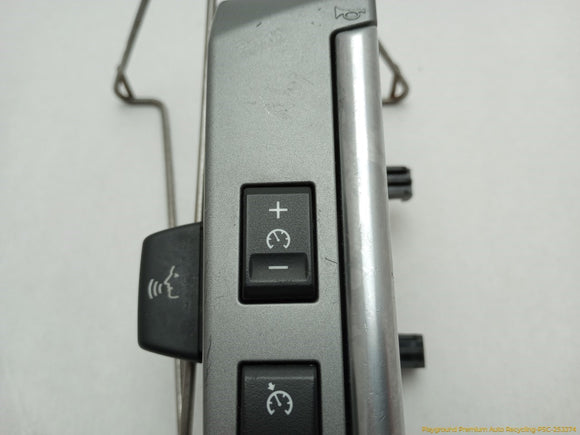 Land Rover LR3 Steering Wheel Cruise Control Switch