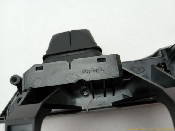 Land Rover LR3 Steering Wheel Audio Control Switch