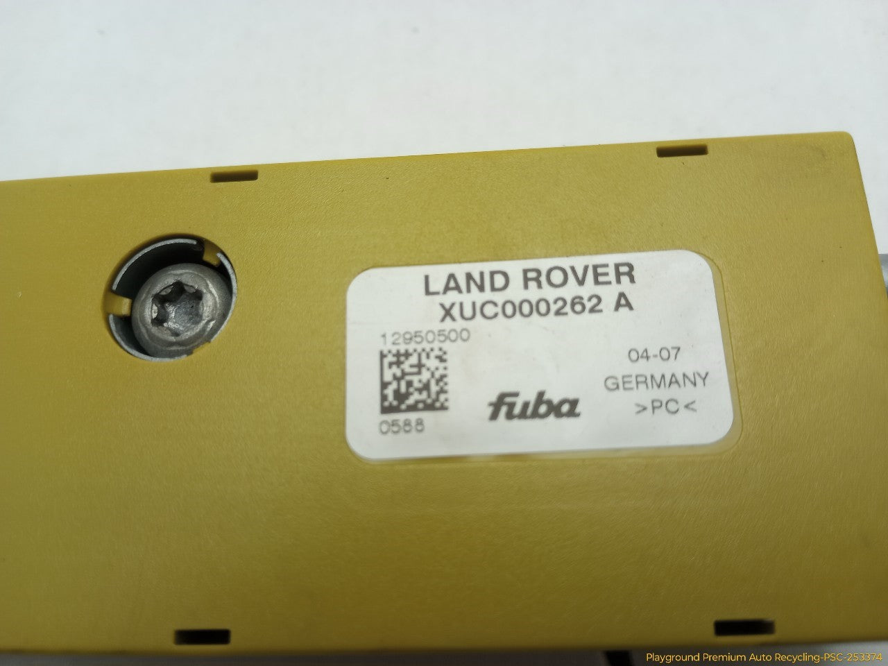 Land Rover LR3 Radio Antenna Amplifier