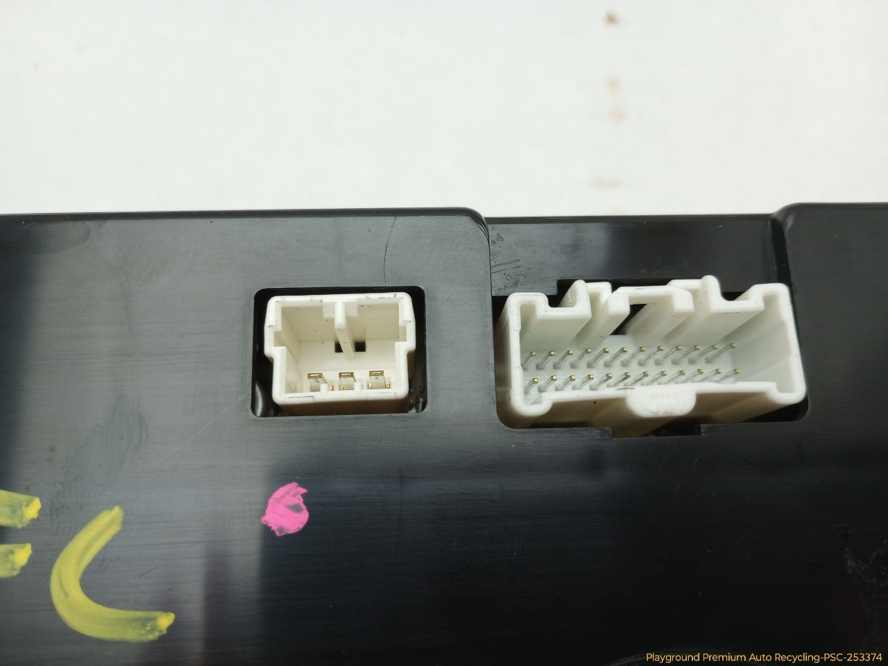 Land Rover LR3 Climate Control Switch