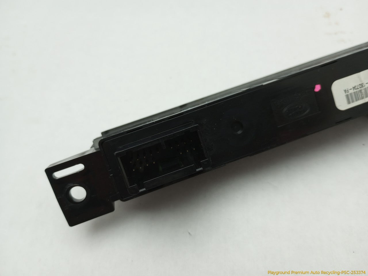 Land Rover LR3 Center Dash Central Lock & Hazard Switch