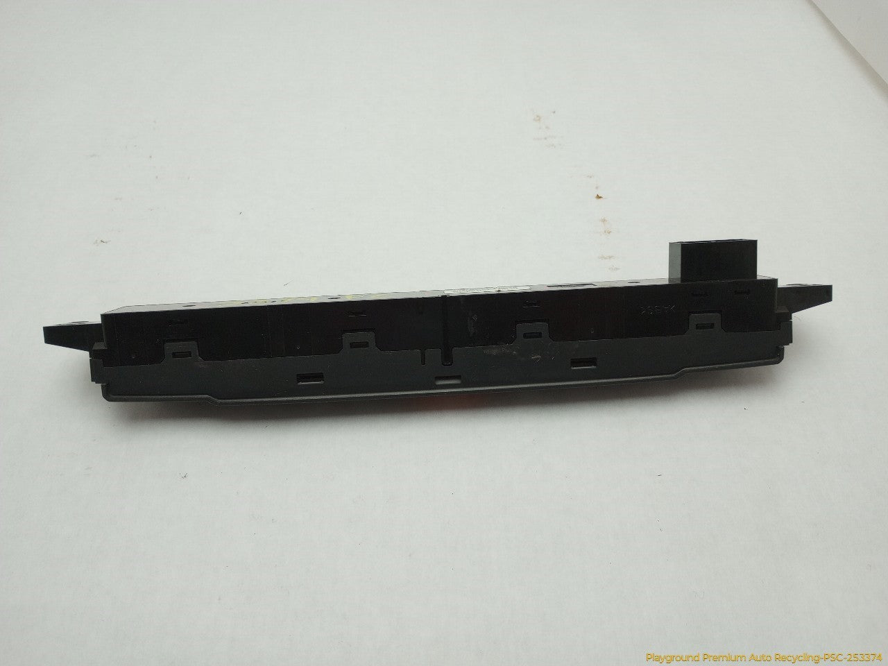 Land Rover LR3 Center Dash Central Lock & Hazard Switch