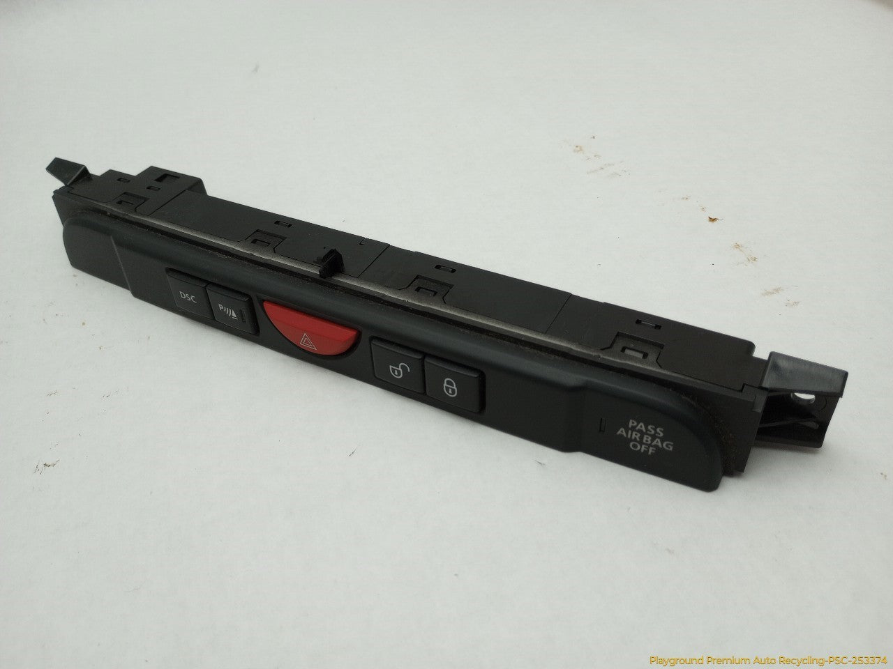 Land Rover LR3 Center Dash Central Lock & Hazard Switch