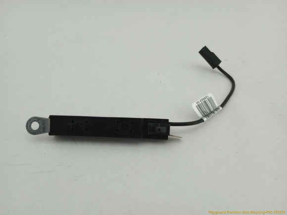 Land Rover LR3 Antenna Aerial Amplifier