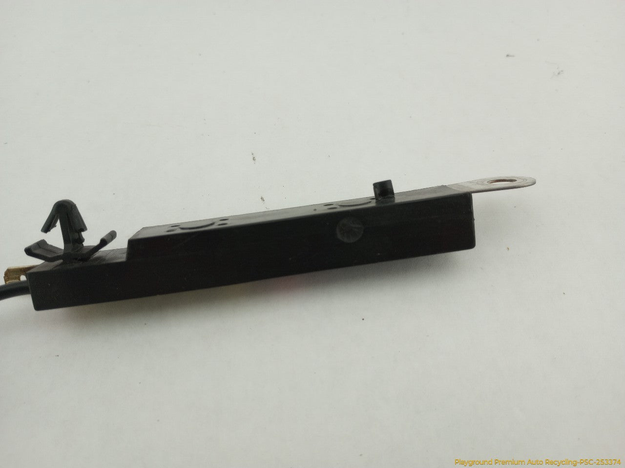 Land Rover LR3 Antenna Aerial Amplifier