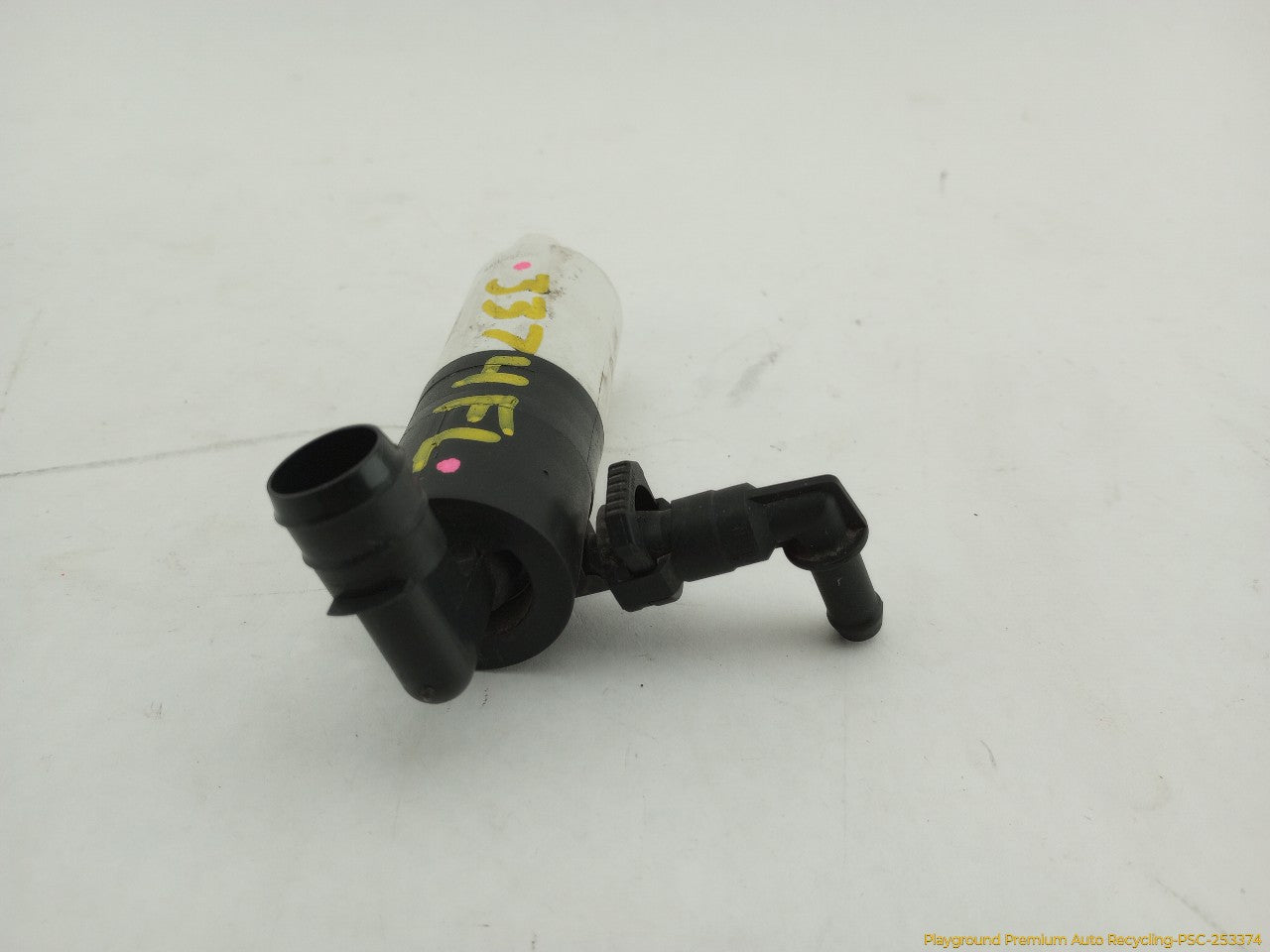 Land Rover LR3 Headlamp Washer Pump