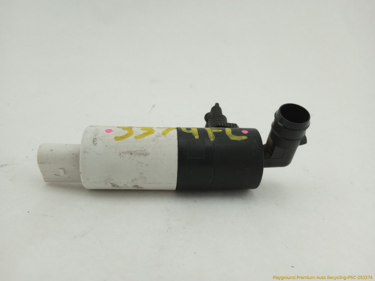 Land Rover LR3 Headlamp Washer Pump