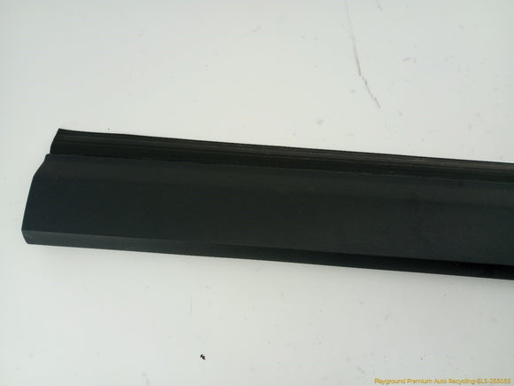 Land Rover LR4 Driver Left Front Lower Door Molding Trim