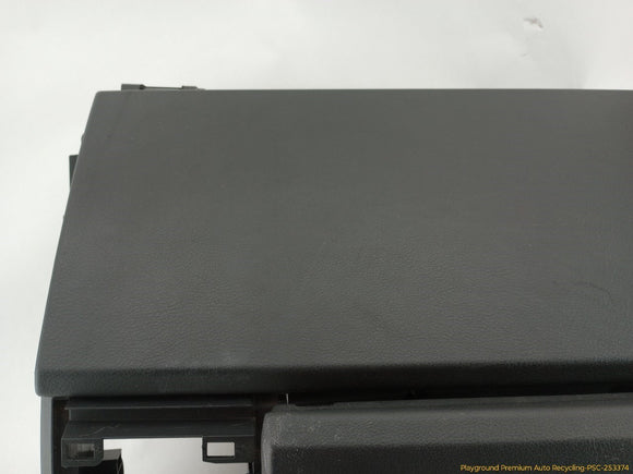 Land Rover LR3 Glove Box